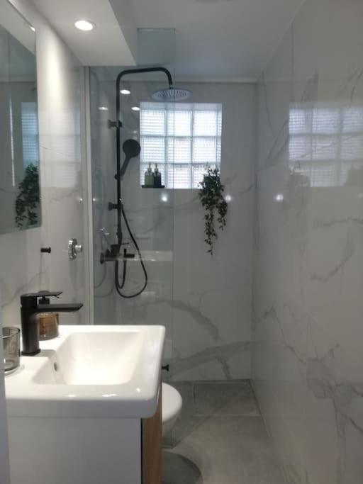 Brio Luxurious Urban Stay In Heraklio,Wifi,Αc Iráclio Exterior foto