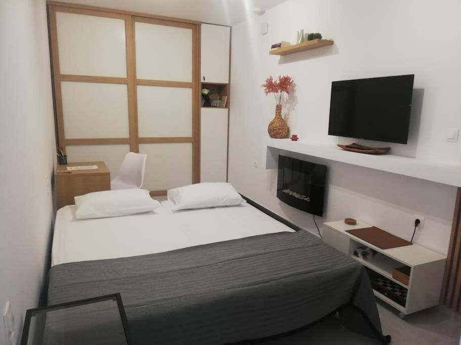 Brio Luxurious Urban Stay In Heraklio,Wifi,Αc Iráclio Exterior foto